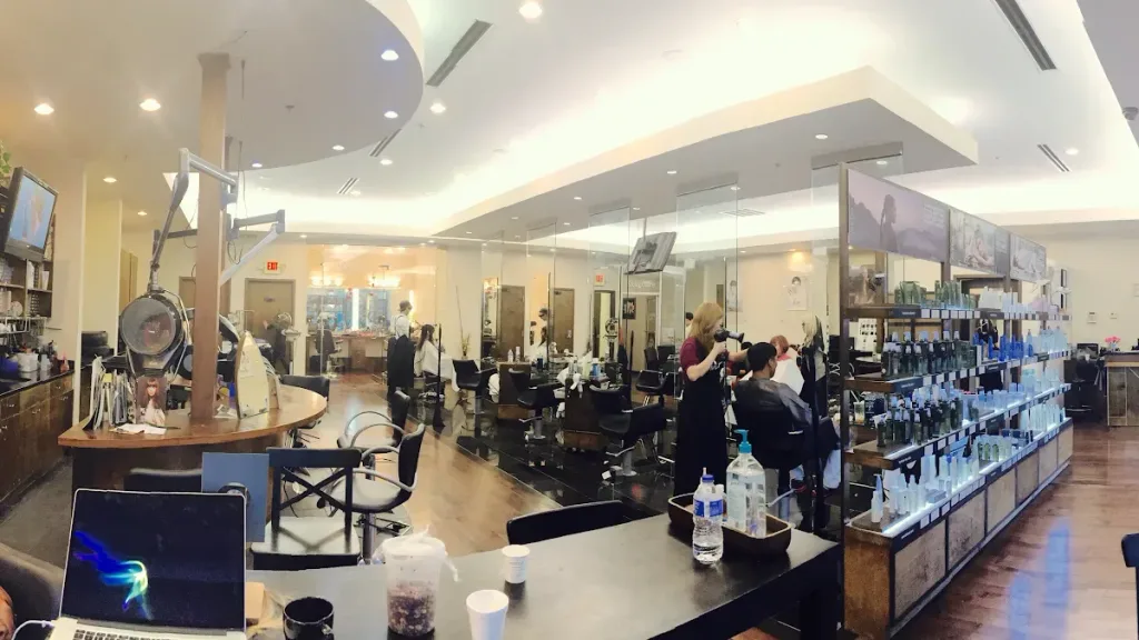 New Hair Boutique Salon — Hair salon in Duluth